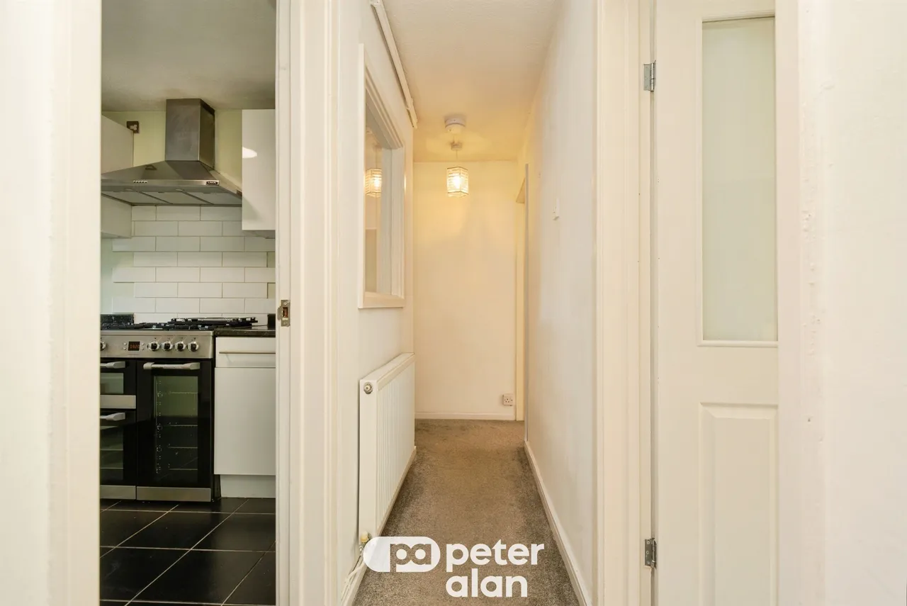 Pennant Crescent, Cardiff, CF23, photo 5