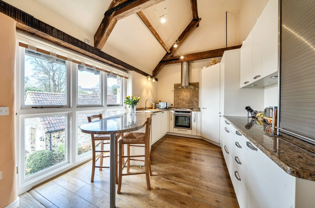 Moor Lane, Churchinford, Taunton, Somerset, TA3 7RE, photo 3