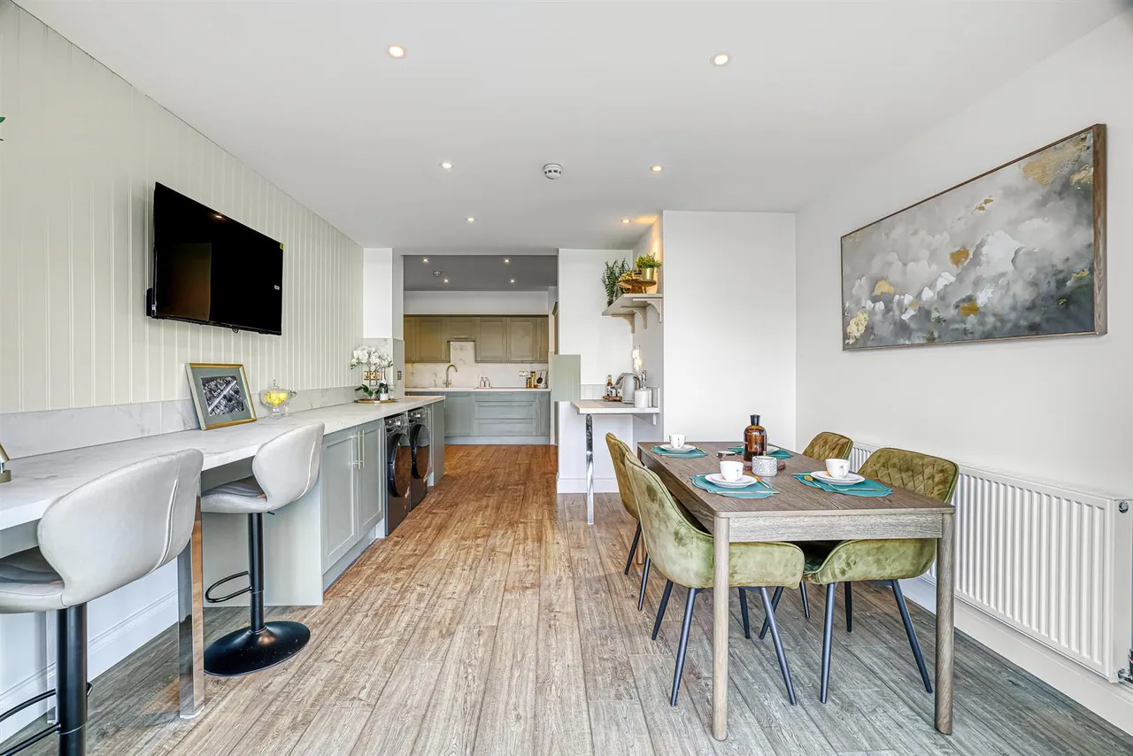 Thundersley Park Road, Benfleet, photo 12