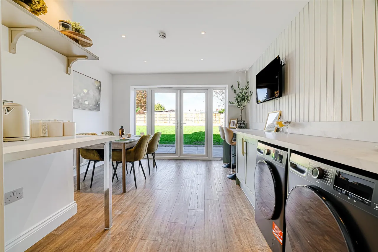 Thundersley Park Road, Benfleet, photo 13