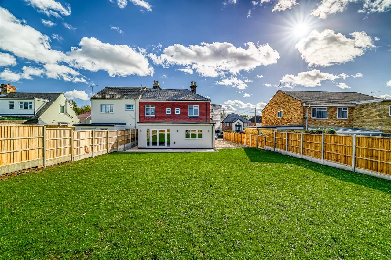 Thundersley Park Road, Benfleet, photo 18