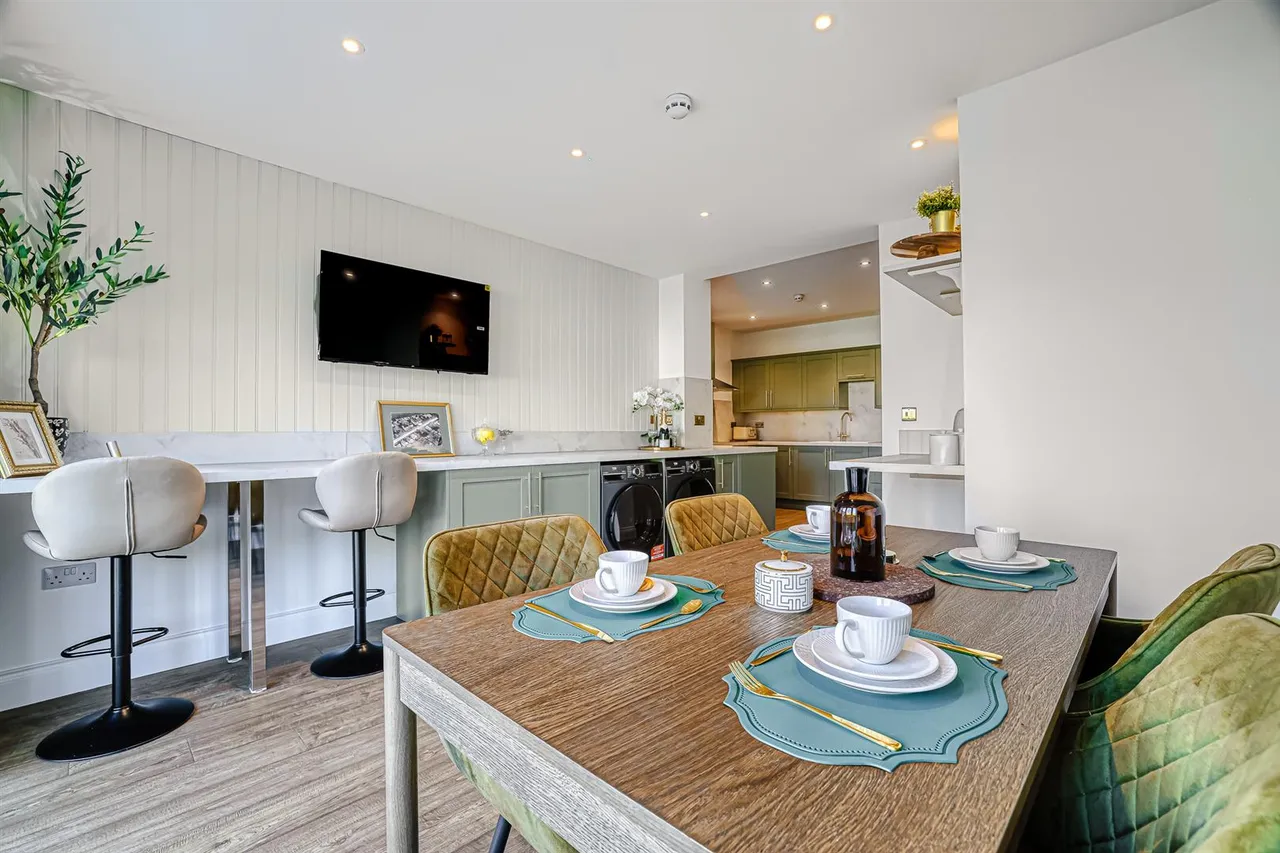 Thundersley Park Road, Benfleet, photo 9