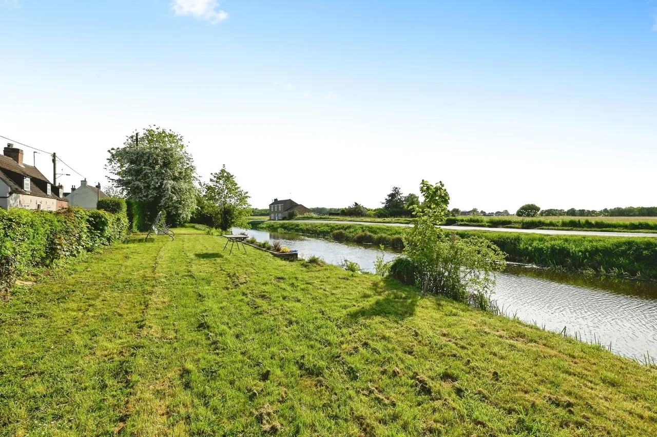 School Road, Upwell, Wisbech, Norfolk, PE14, photo 4