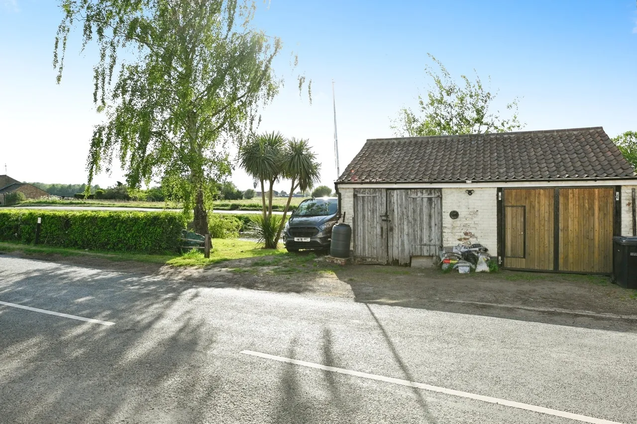 School Road, Upwell, Wisbech, Norfolk, PE14, photo 16
