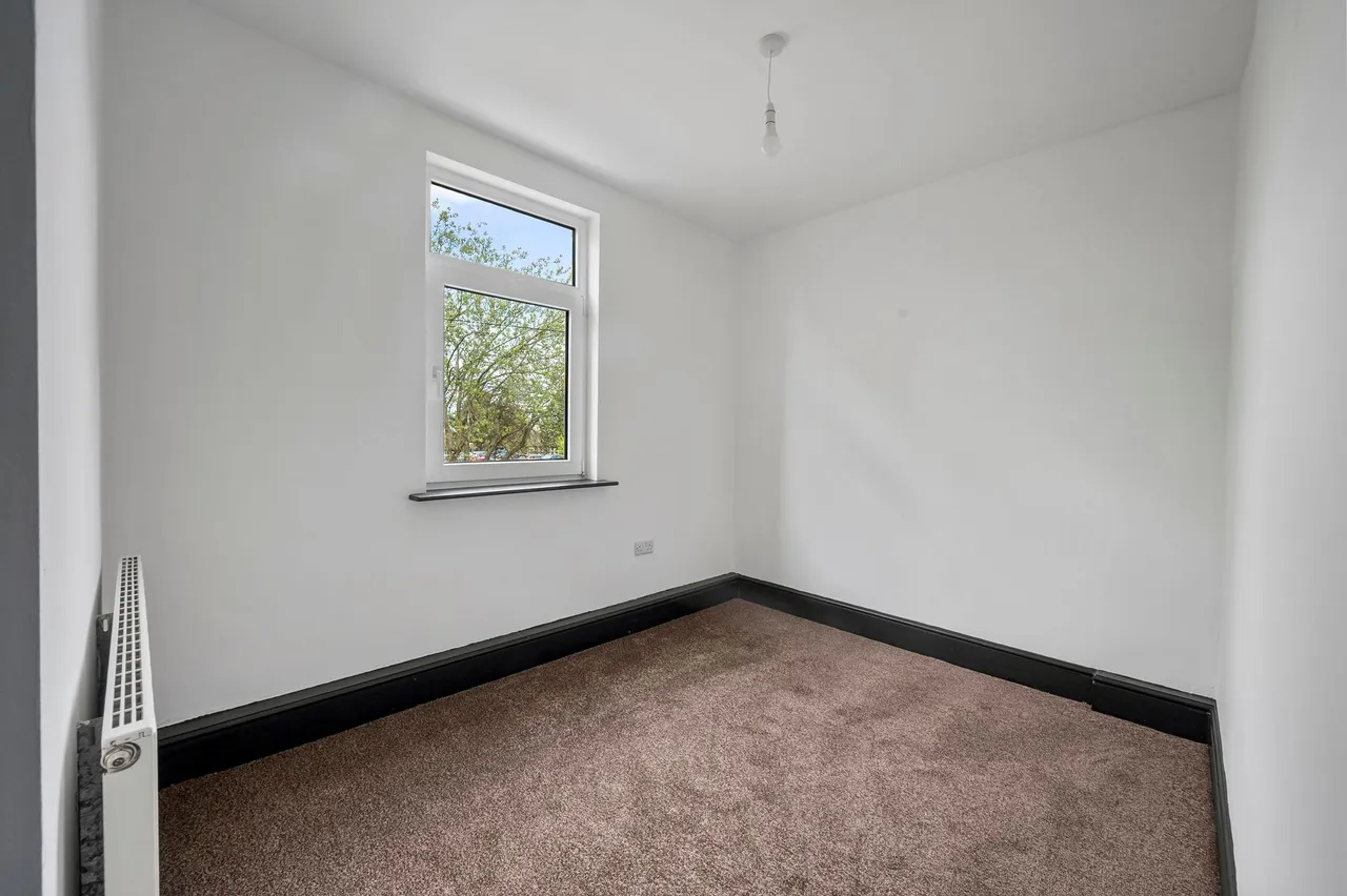 Robins Lane, St. Helens, WA9 3NF, photo 21