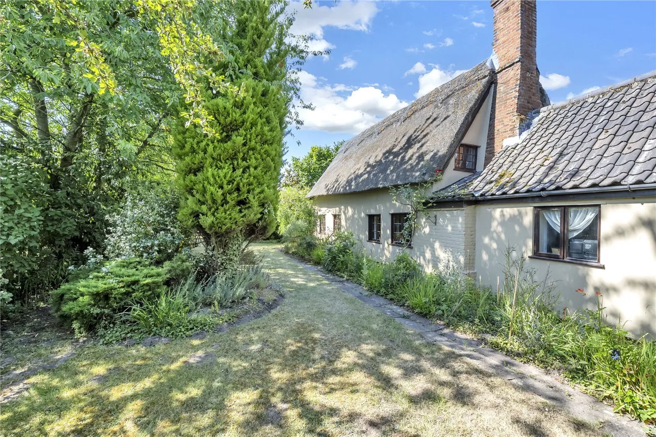 3 bed house for sale — Station Road, Barnham, Thetford, Suffolk, IP24
