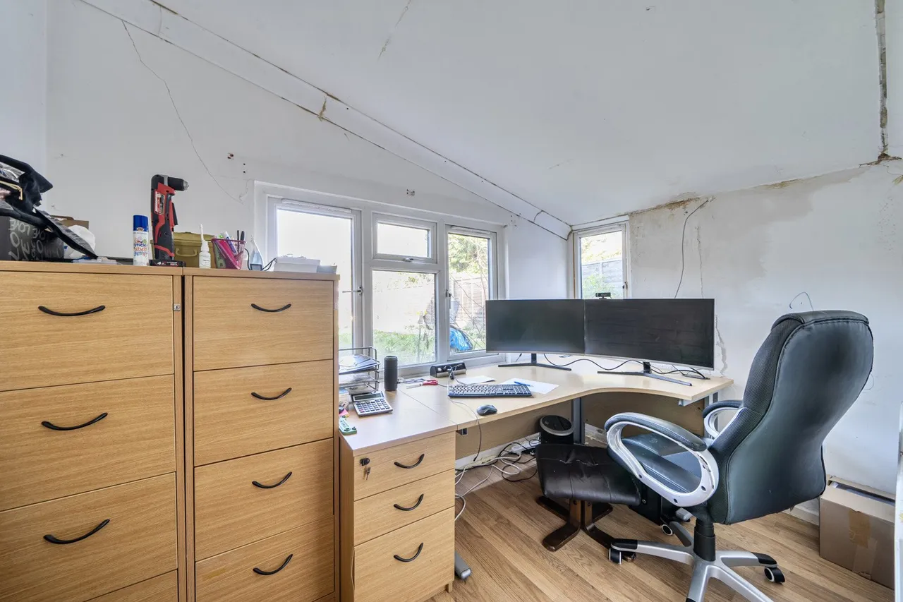 Herbert Road, SE18, photo 26