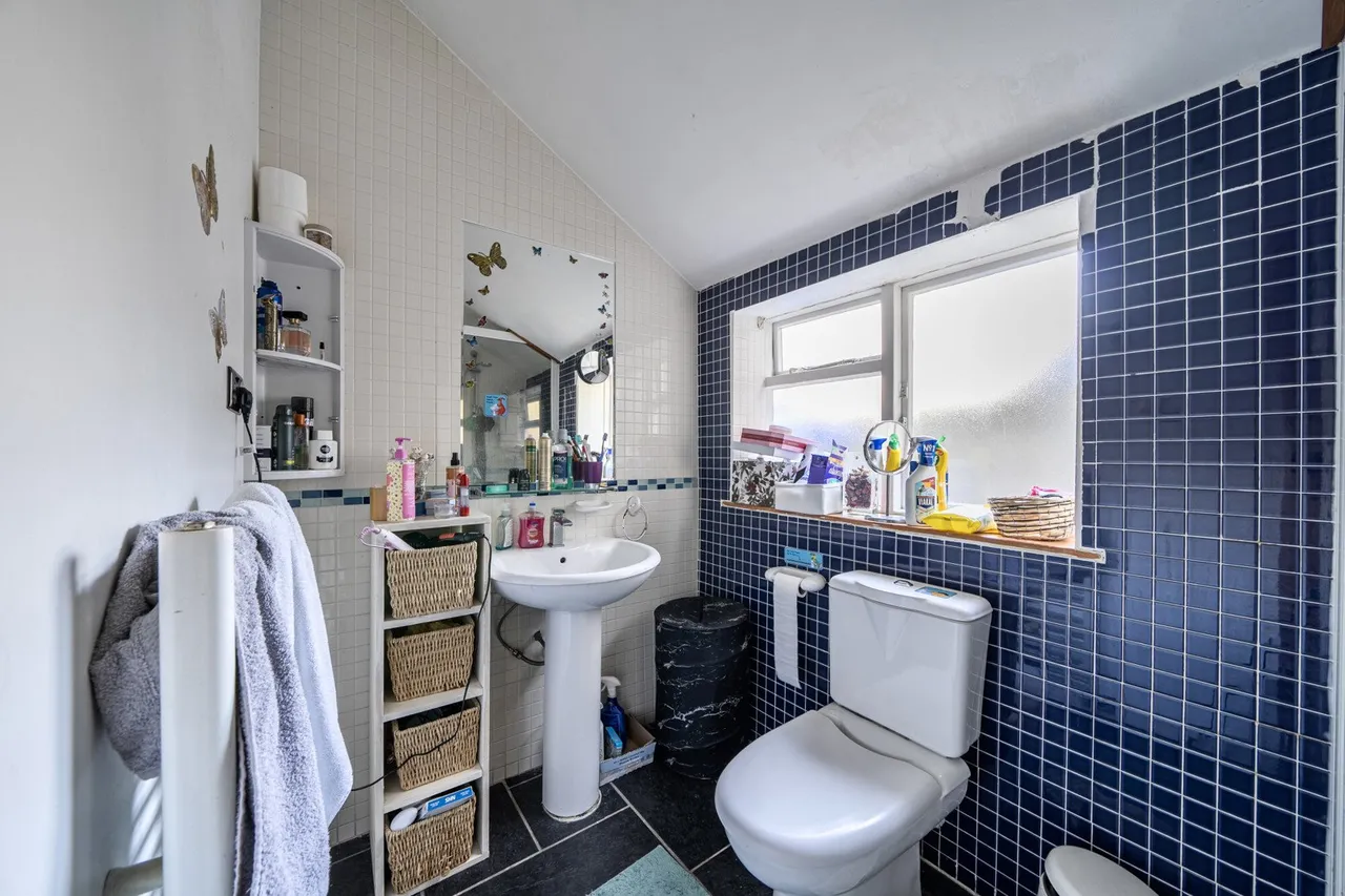 Herbert Road, SE18, photo 24