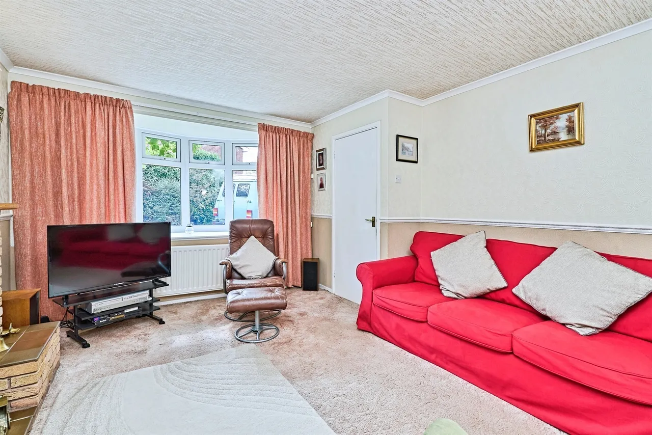 Hathaway Close, Willenhall, WV13, photo 4