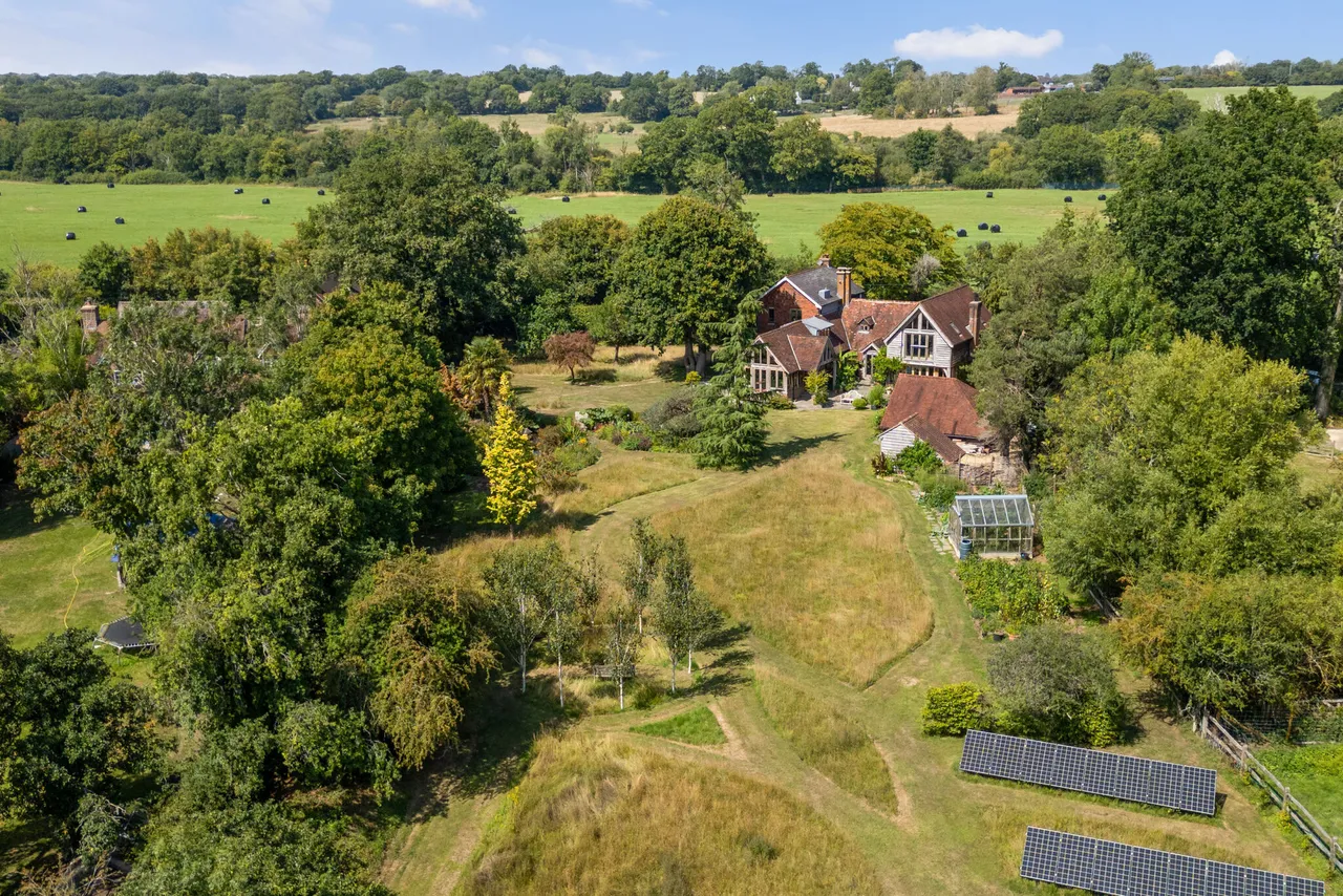 Rusper Road, Ifield, RH11, photo 3