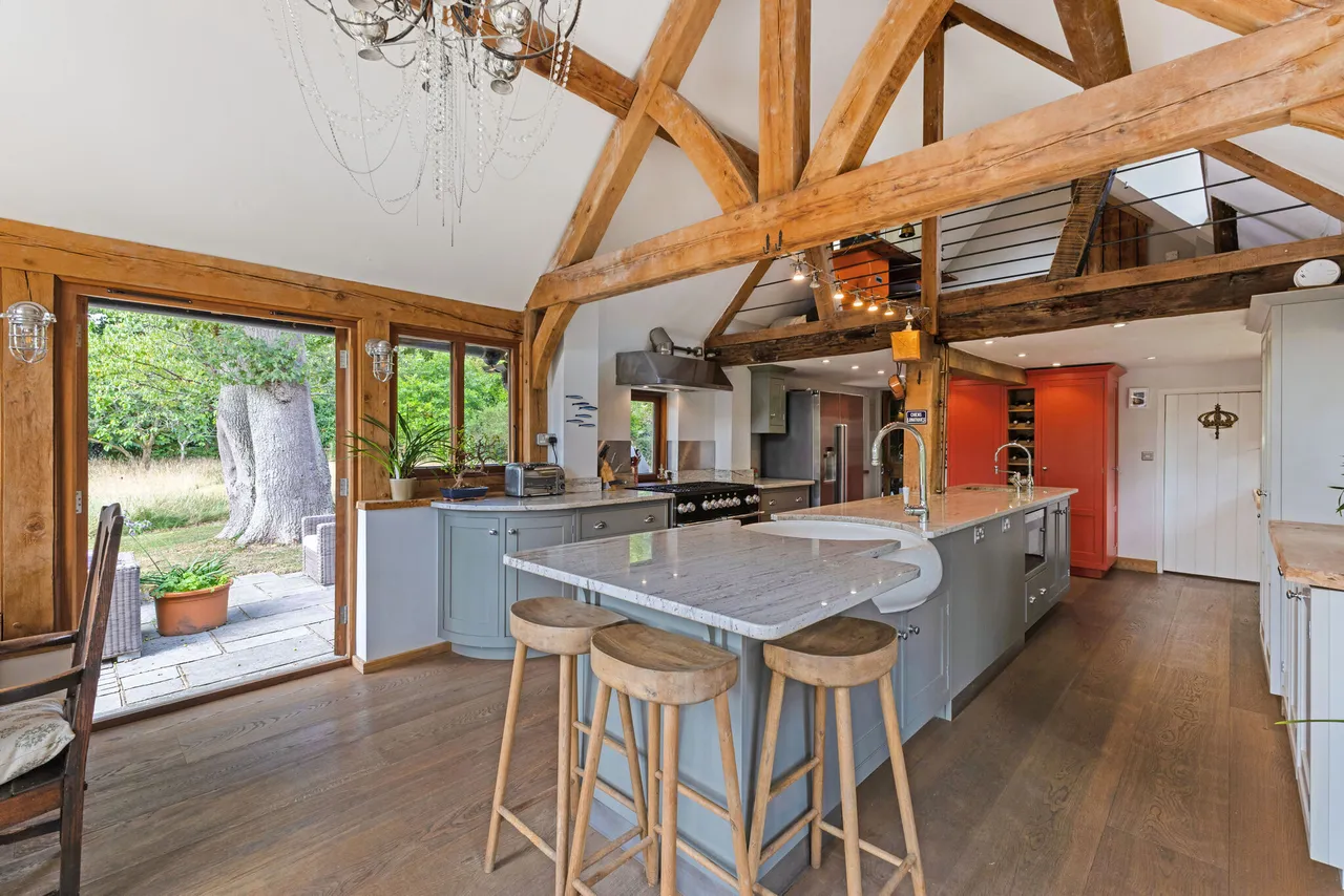 Rusper Road, Ifield, RH11, photo 7
