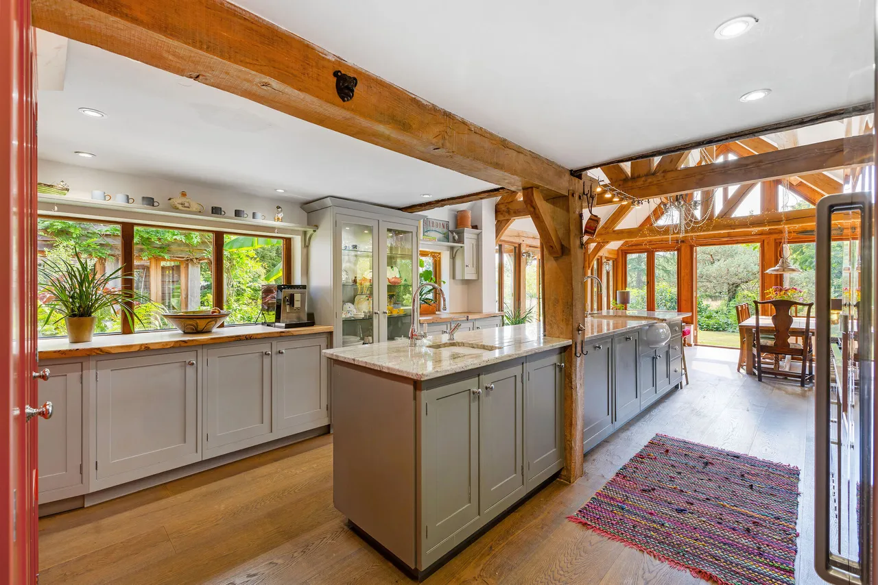 Rusper Road, Ifield, RH11, photo 9