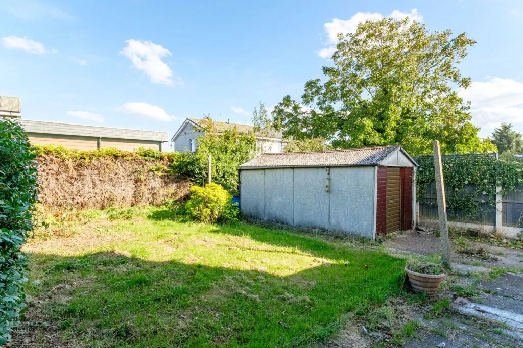 Elm Avenue, East Leake, LE12, photo 11