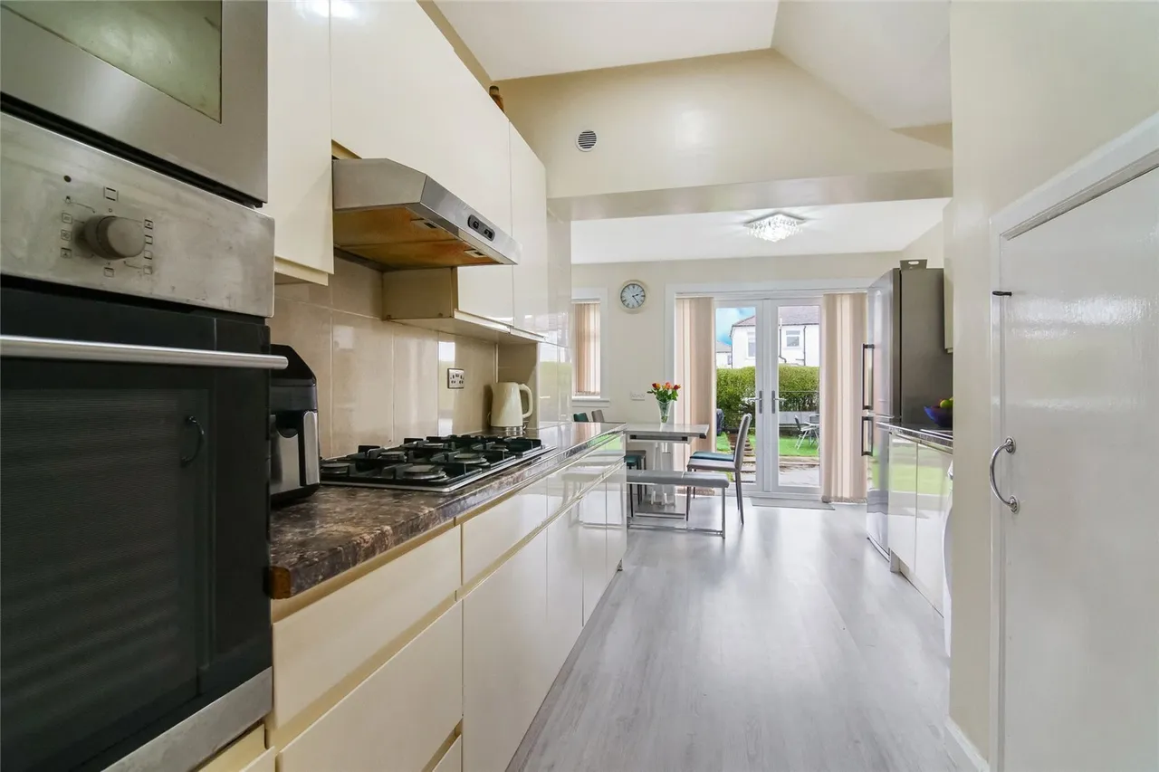 Braefield Drive, Thornliebank, Glasgow, East Renfrewshire, G46, photo 9