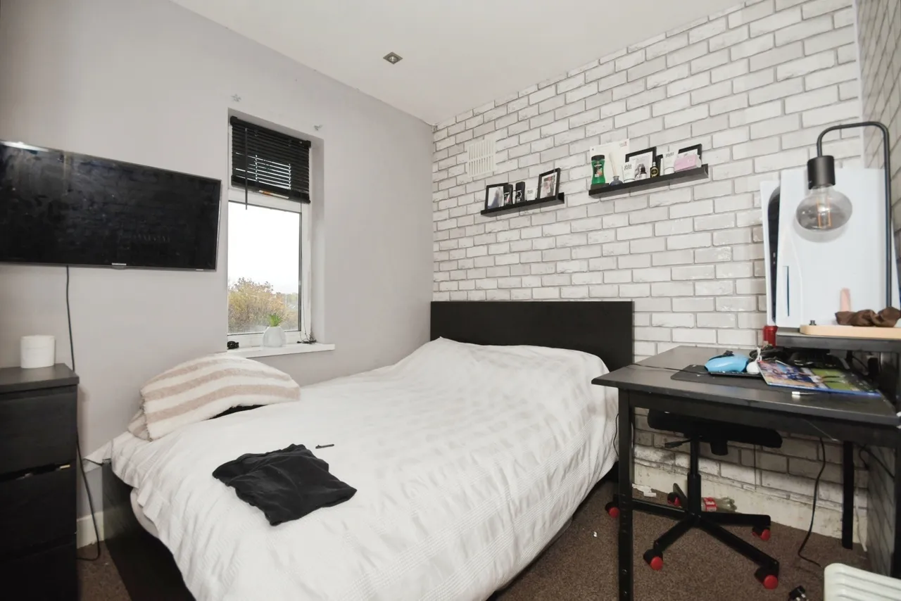 Colley Crescent, SHEFFIELD, South Yorkshire, S5, photo 13