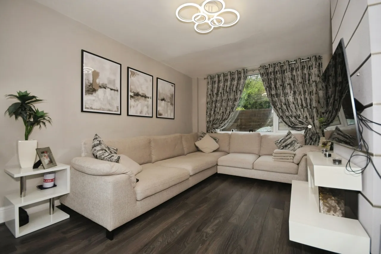 Colley Crescent, SHEFFIELD, South Yorkshire, S5, photo 3