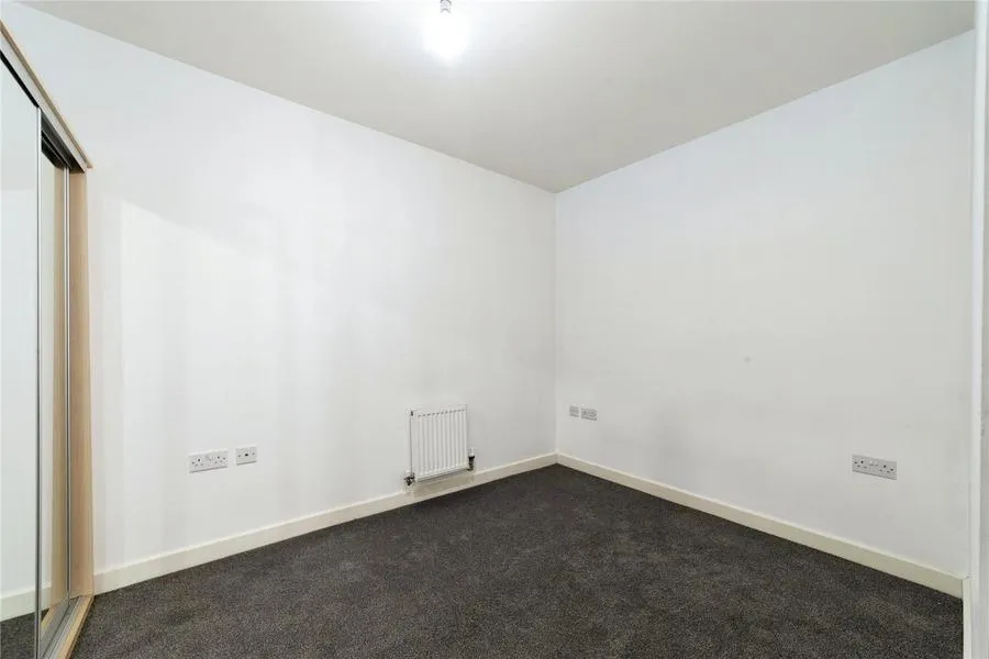 Hillyfield, London, E17, photo 6