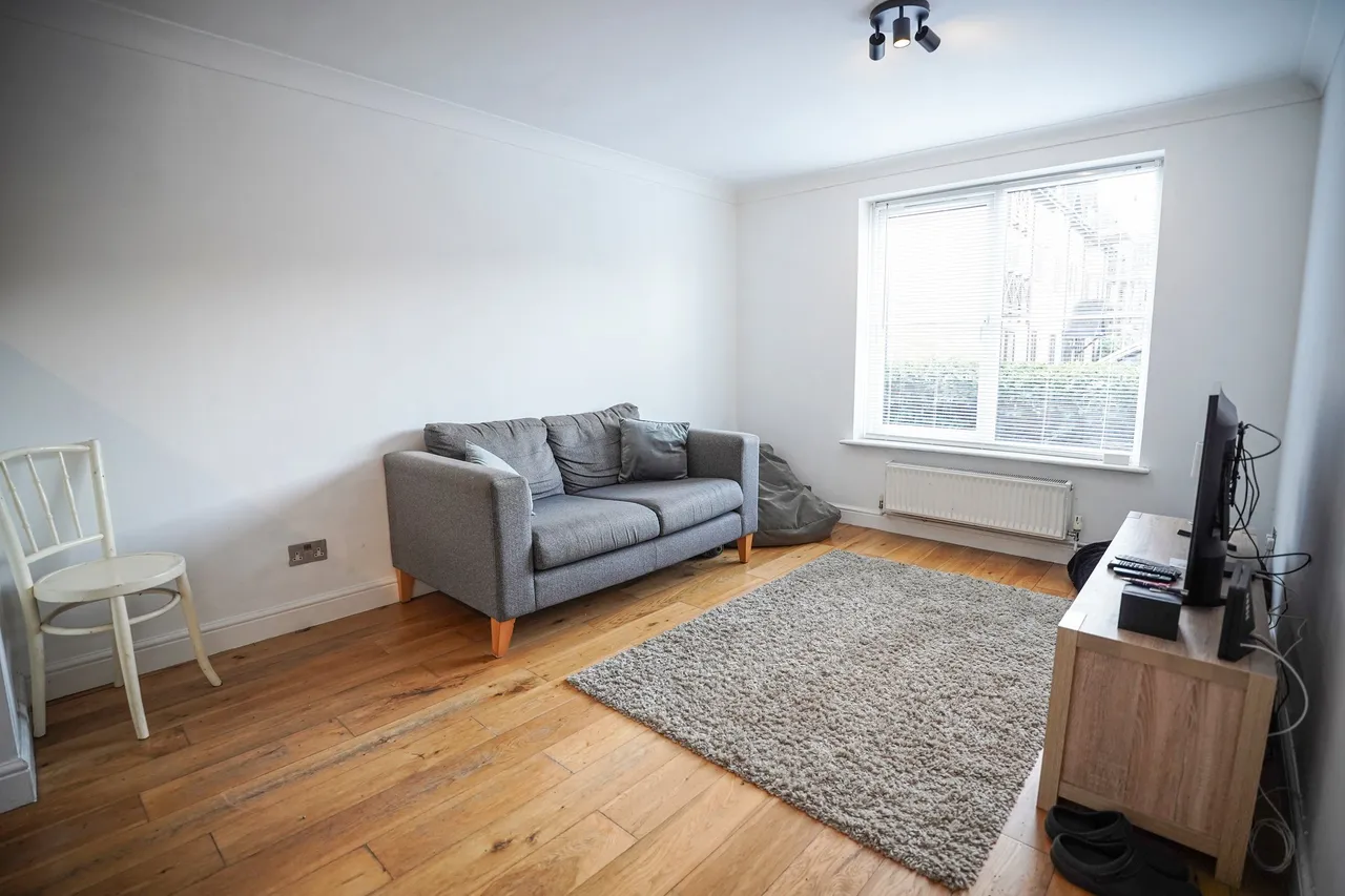 Herts, Sawbridgeworth, CM21, photo 2
