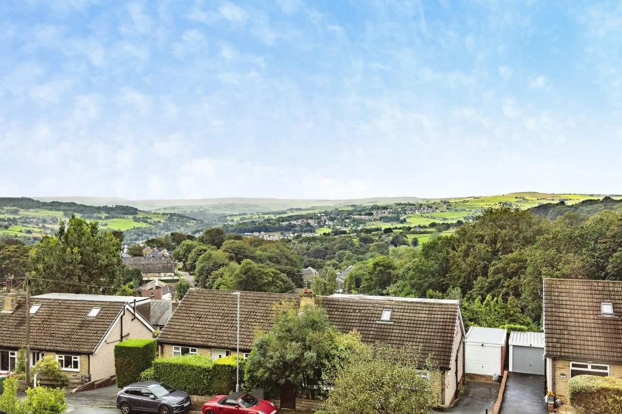 Kelvin Avenue, Halifax, HX2, photo 14