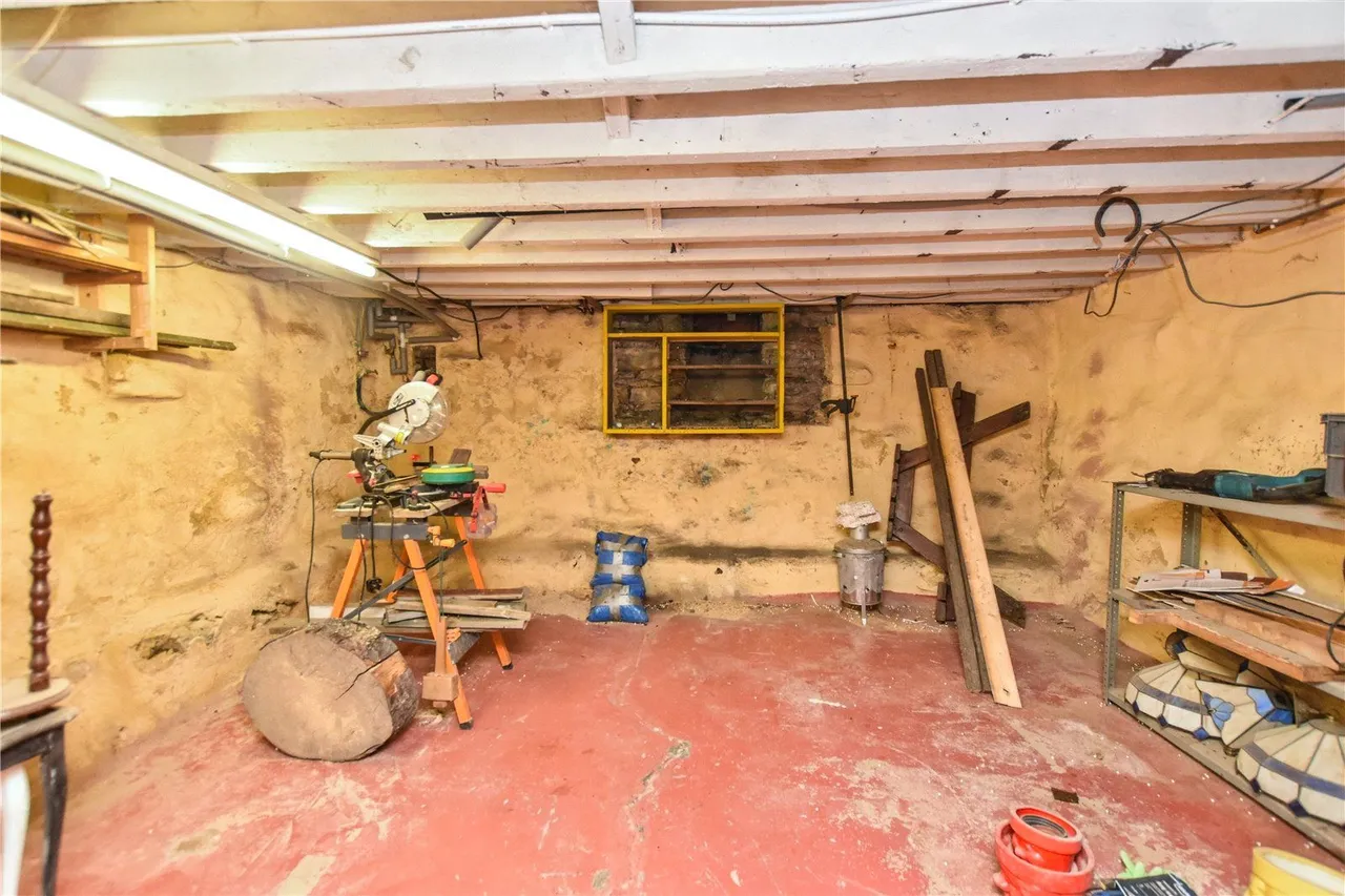 Vickersdale Grove, Stanningley, LS28, photo 28