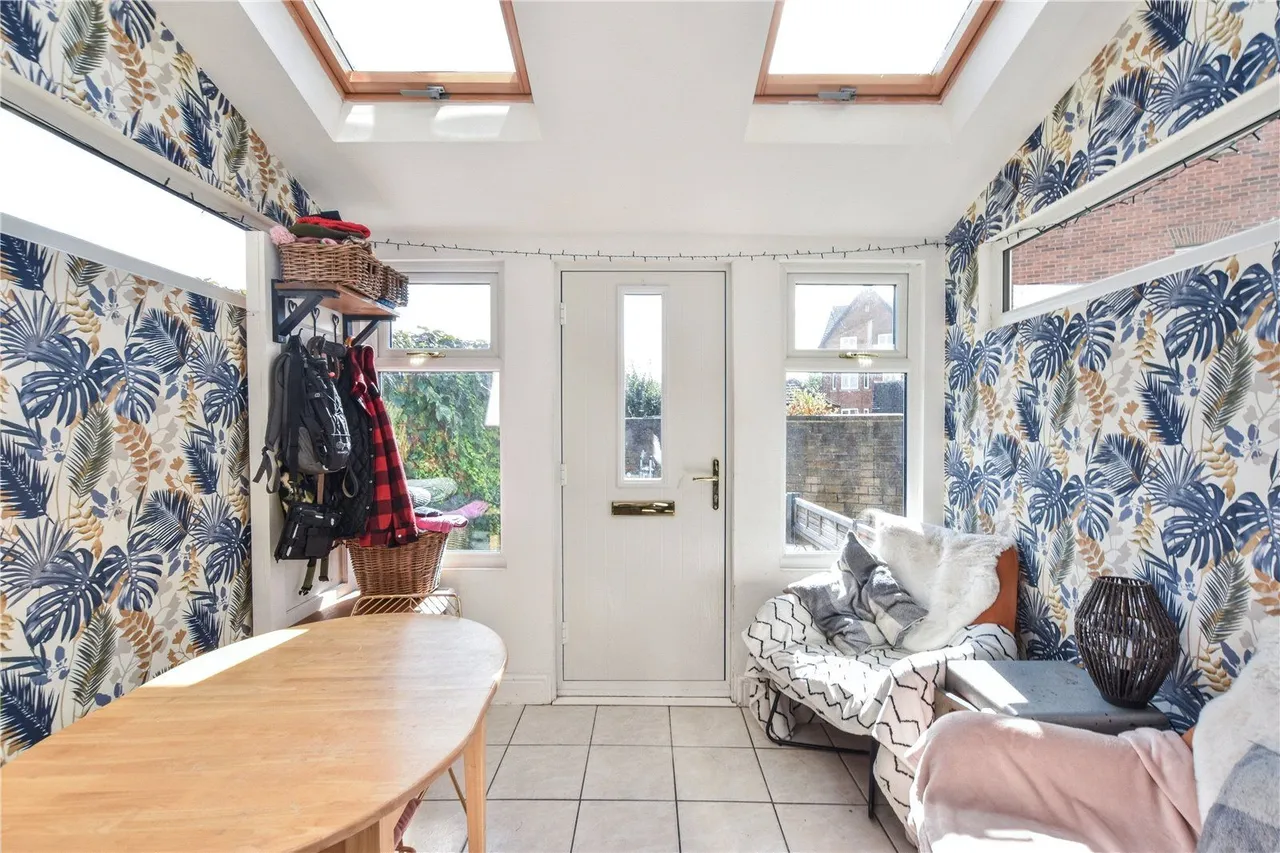 Vickersdale Grove, Stanningley, LS28, photo 21