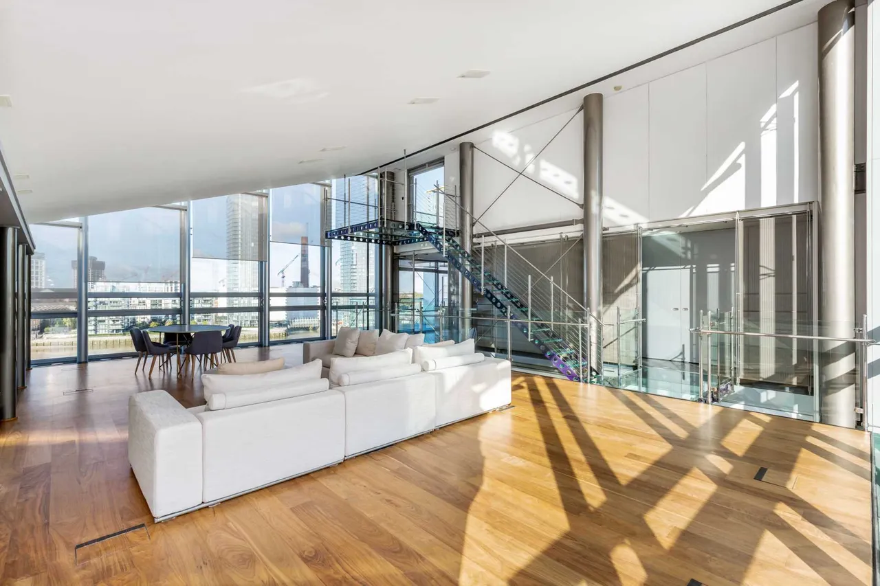 The Montevetro Building, Battersea, SW11, photo 8