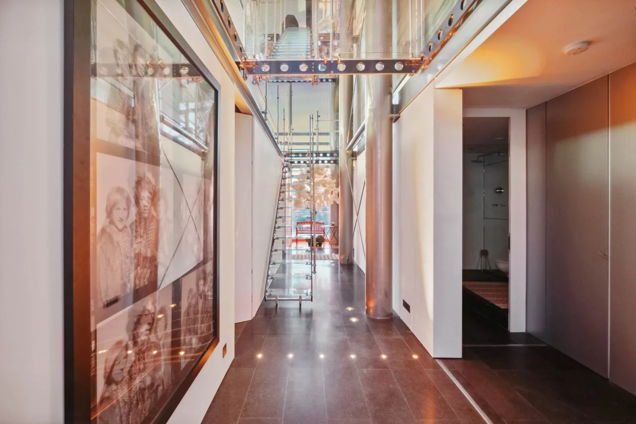 The Montevetro Building, Battersea, SW11, photo 6