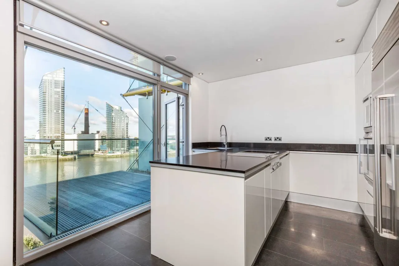 The Montevetro Building, Battersea, SW11, photo 12