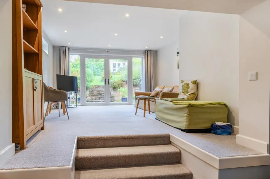 Westover Road, High Wycombe, HP13, photo 4