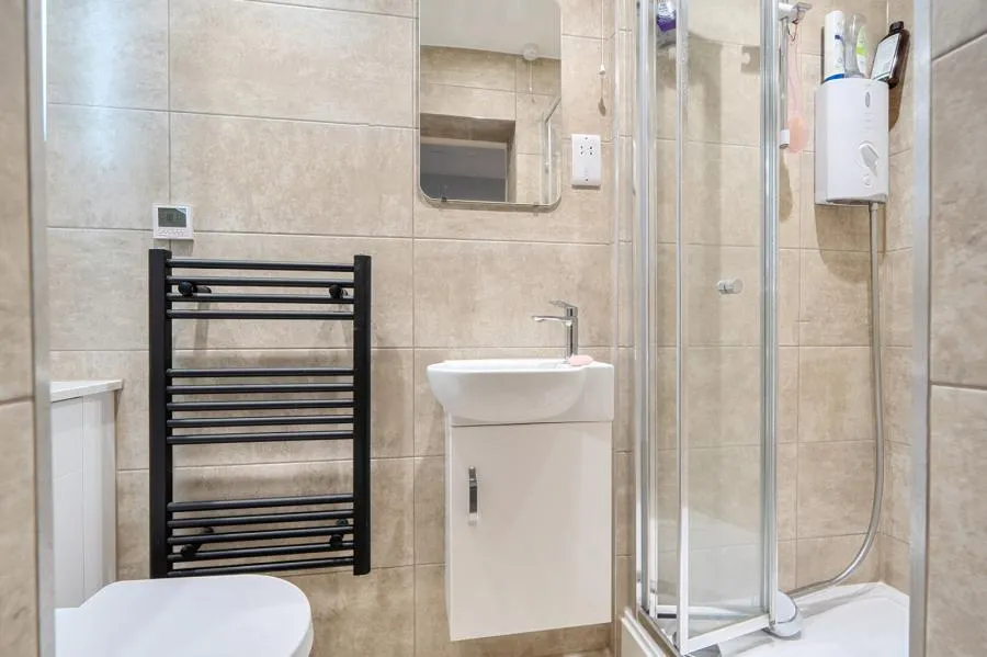 Westover Road, High Wycombe, HP13, photo 12