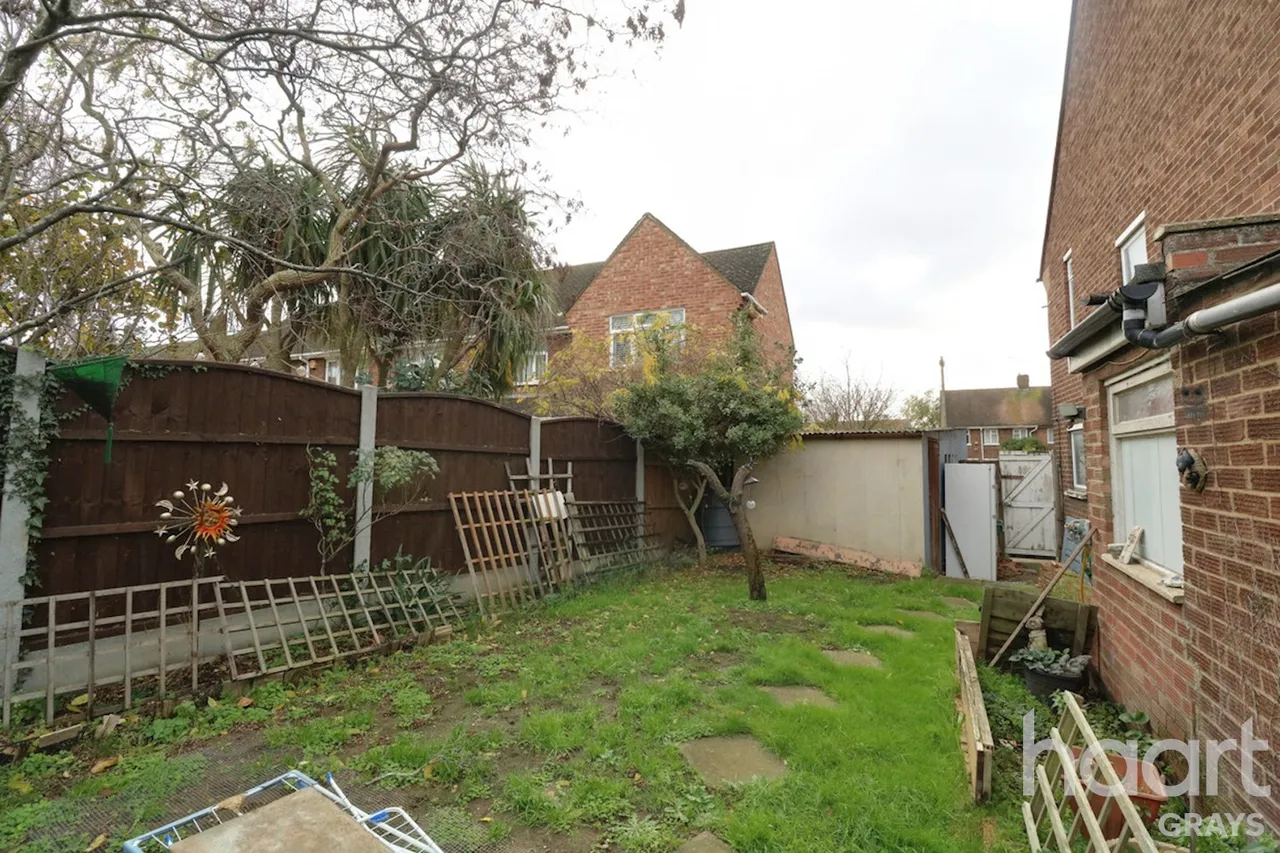Stour Road, Chadwell St Mary, RM16, photo 14