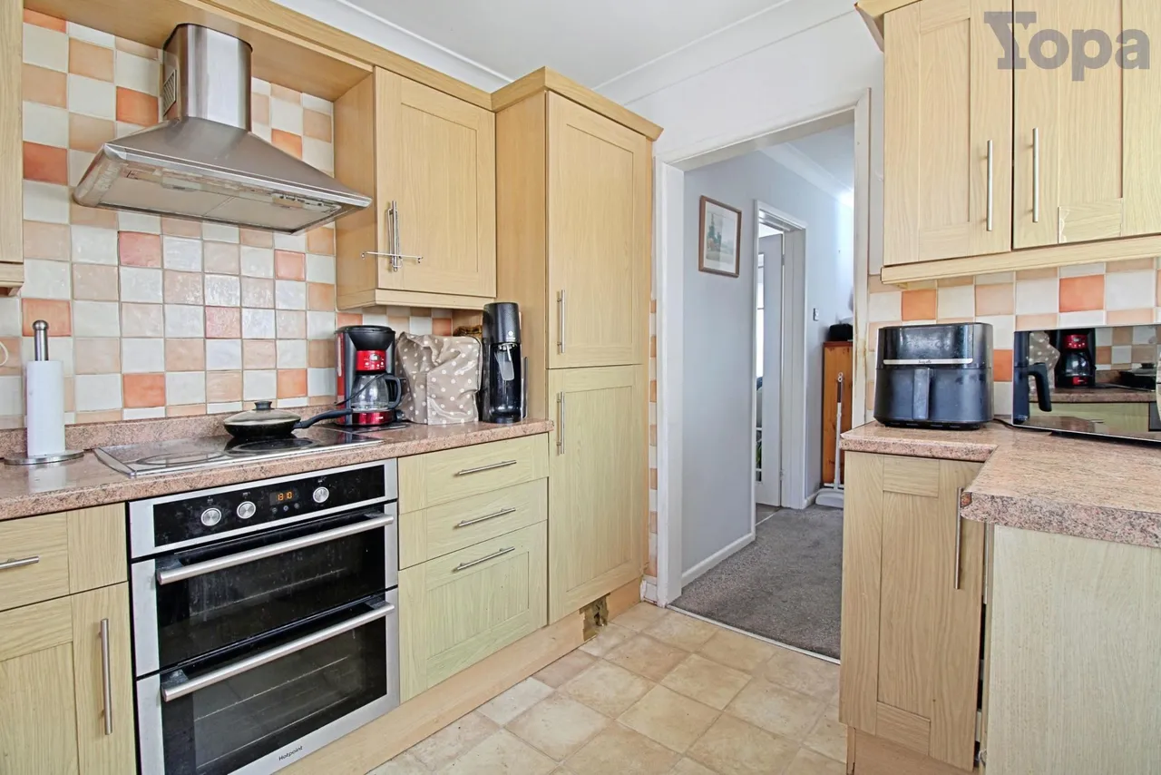 Beaconsfield Road, Poole, BH12, photo 4