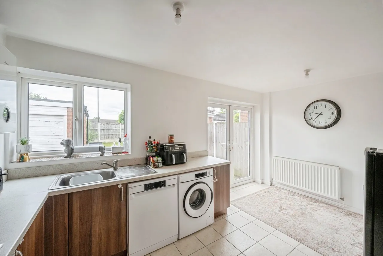 Elizabeth Avenue, Kirk Sandall, Doncaster, South Yorkshire, DN3, photo 9
