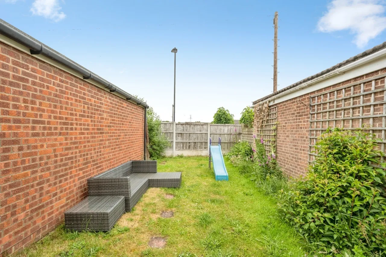 Elizabeth Avenue, Kirk Sandall, Doncaster, South Yorkshire, DN3, photo 16