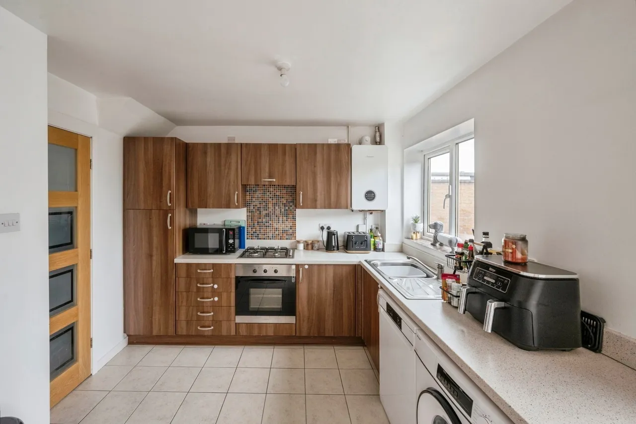 Elizabeth Avenue, Kirk Sandall, Doncaster, South Yorkshire, DN3, photo 3