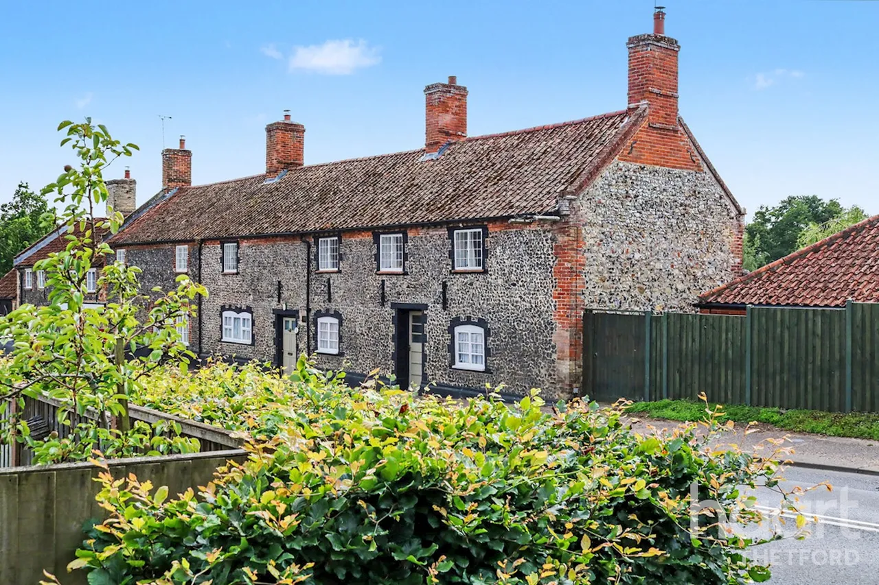 6 bed character property for sale, Watton Road, Wretham, IP24
