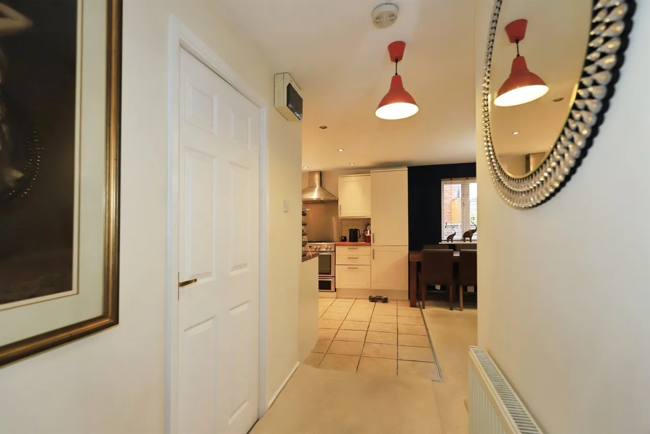 Parkes Passage, Stourport-On-Severn, DY13, photo 12