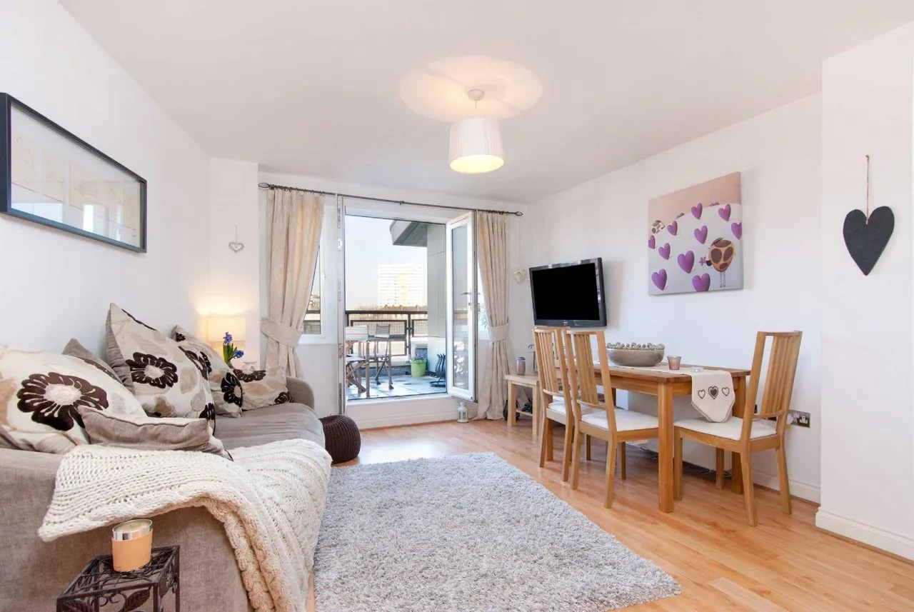Broomfield Street, London, E14, photo 4