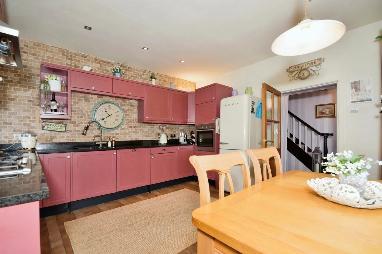 North Church Street, Bakewell, DE45, photo 7