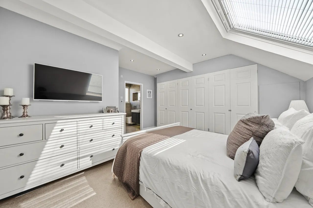 Rosefield Gardens, Ottershaw, KT16, photo 12