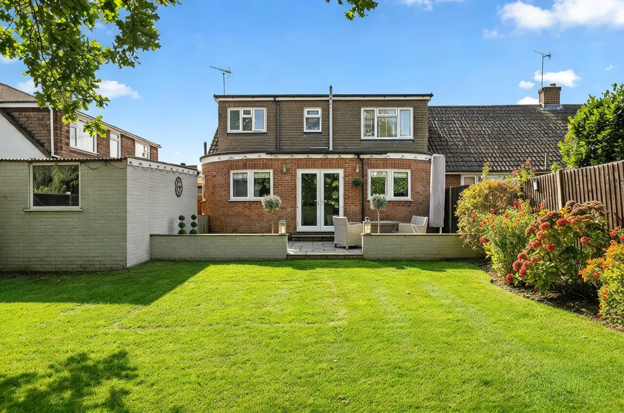 Rosefield Gardens, Ottershaw, KT16, photo 20