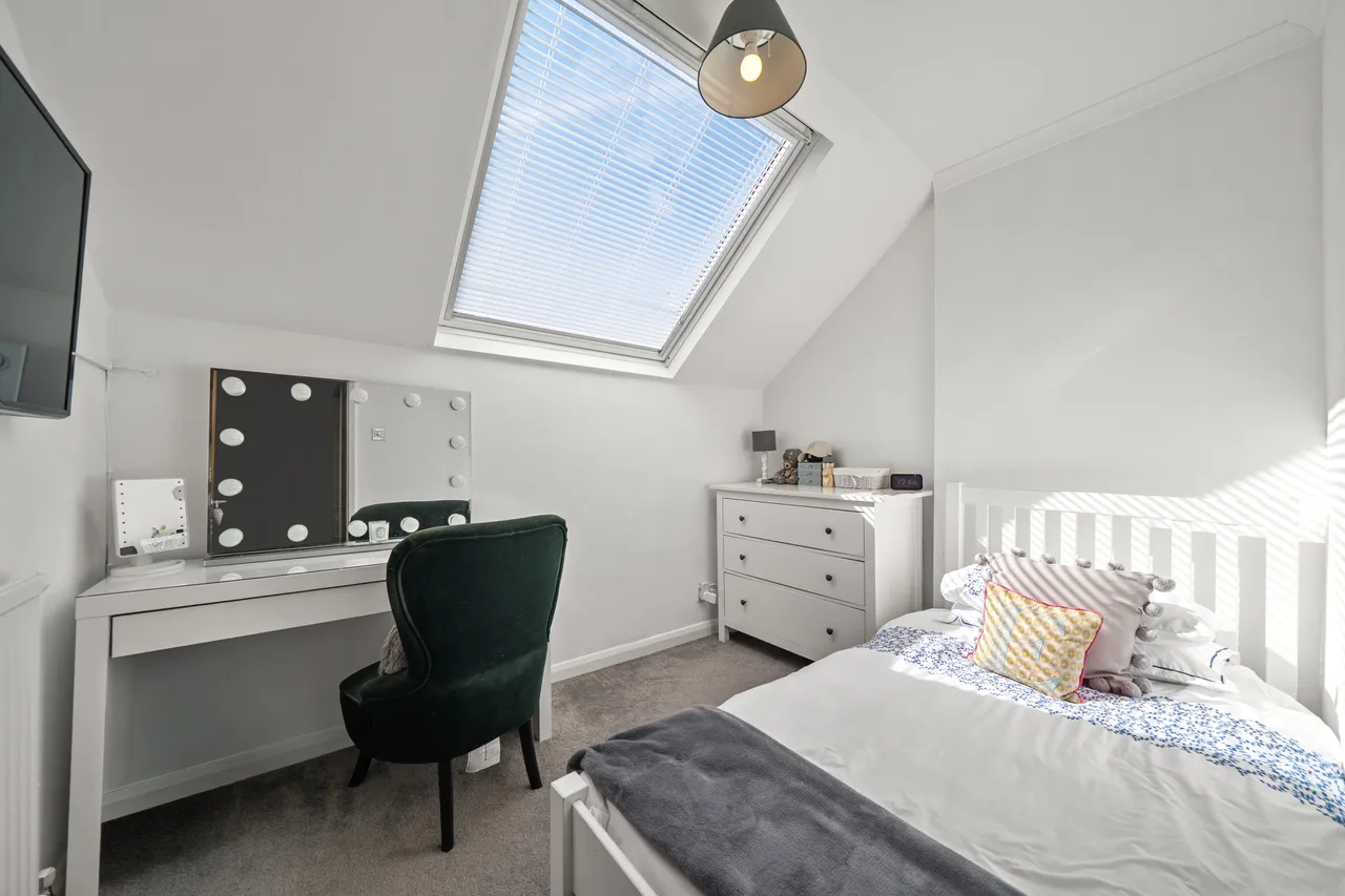 Rosefield Gardens, Ottershaw, KT16, photo 15