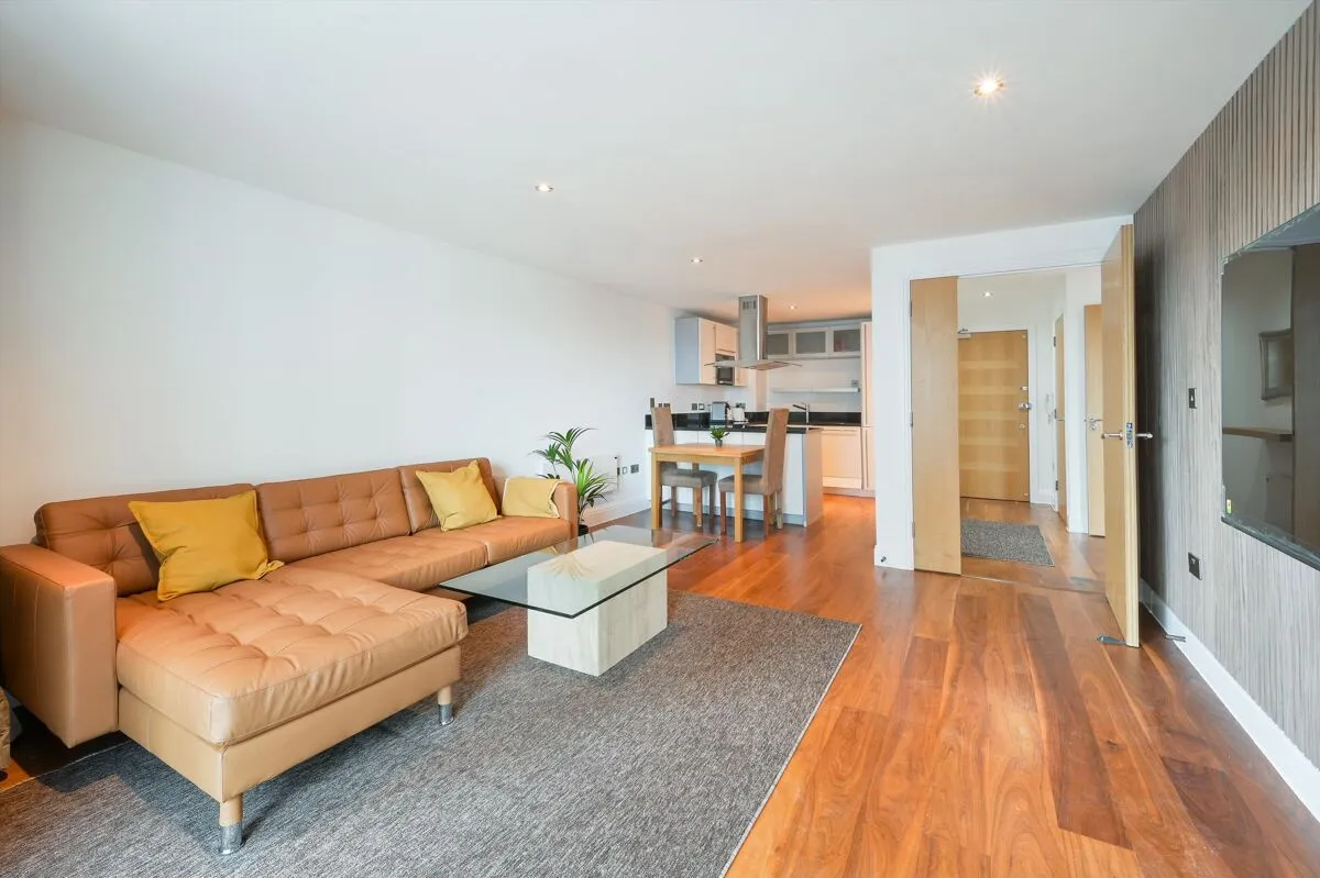 Winchester Road, London, NW3, photo 2