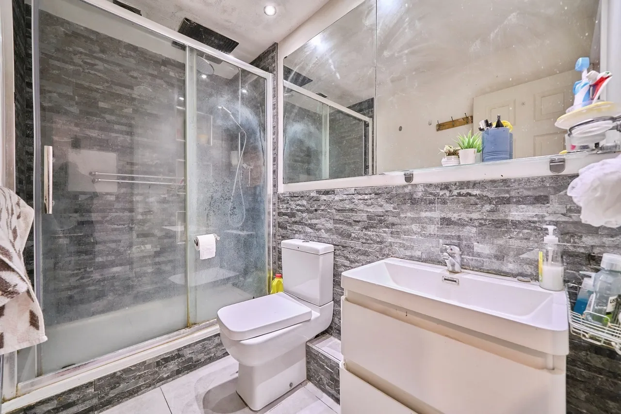 Pintail Road, Woodford Green, IG8, photo 5