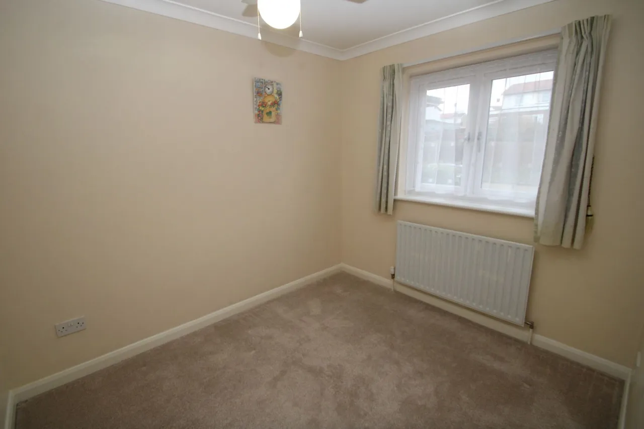 Barton Way, High Wycombe, HP13, photo 8