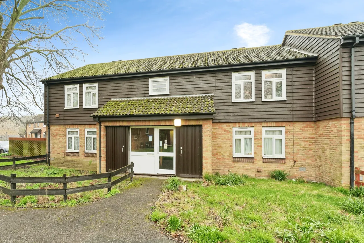 1 bed flat for sale — Craddock Road, Canterbury, Kent, CT1
