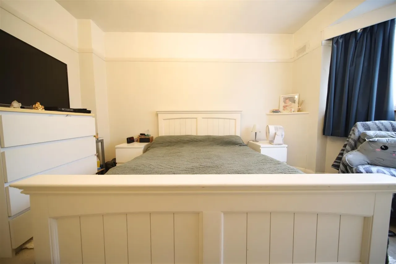 Chaucer Close, London N11 1AU, photo 18