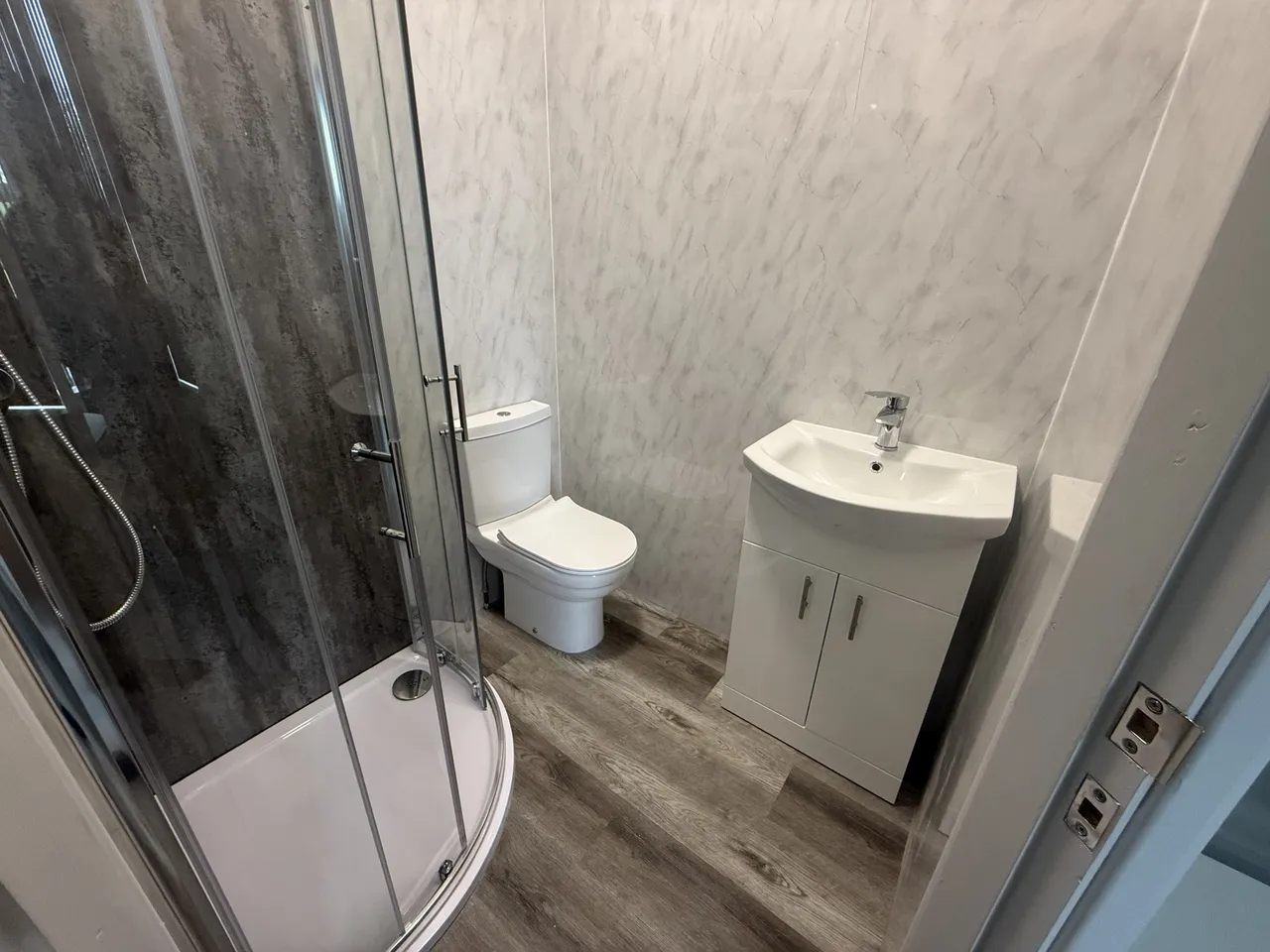 Birkby Lodge Road, Huddersfield, HD2, photo 5