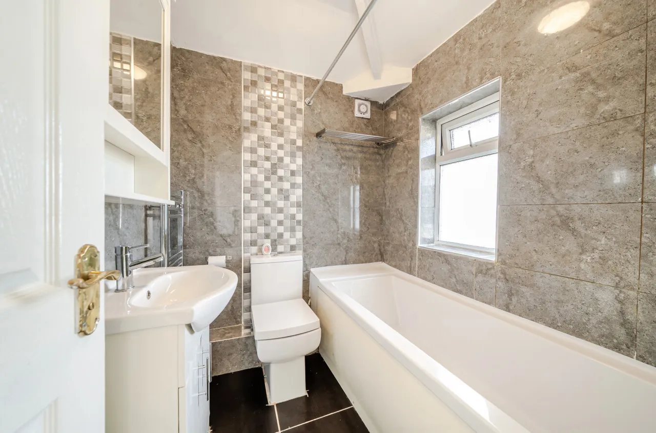 Wyther Park Hill, Leeds, LS12, photo 15