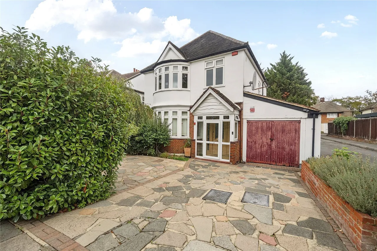 3 bed house for sale — Coniston Road, Bromley, BR1
